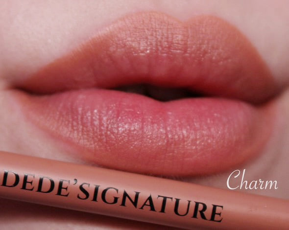 CHARM LIPLINER