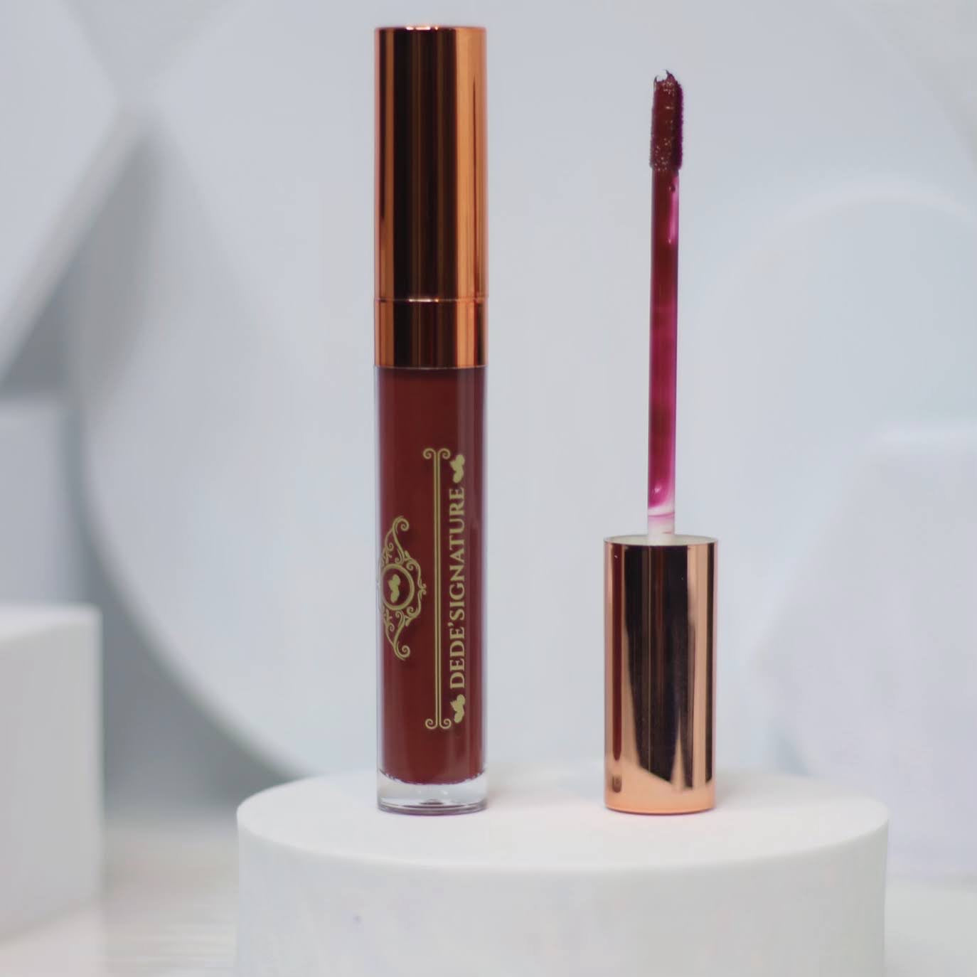 BOLD SIGHT STAY IN PLACE MATTE LIQUID LIPSTICK