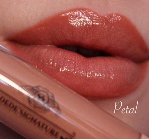 PETAL LIP GLOSS