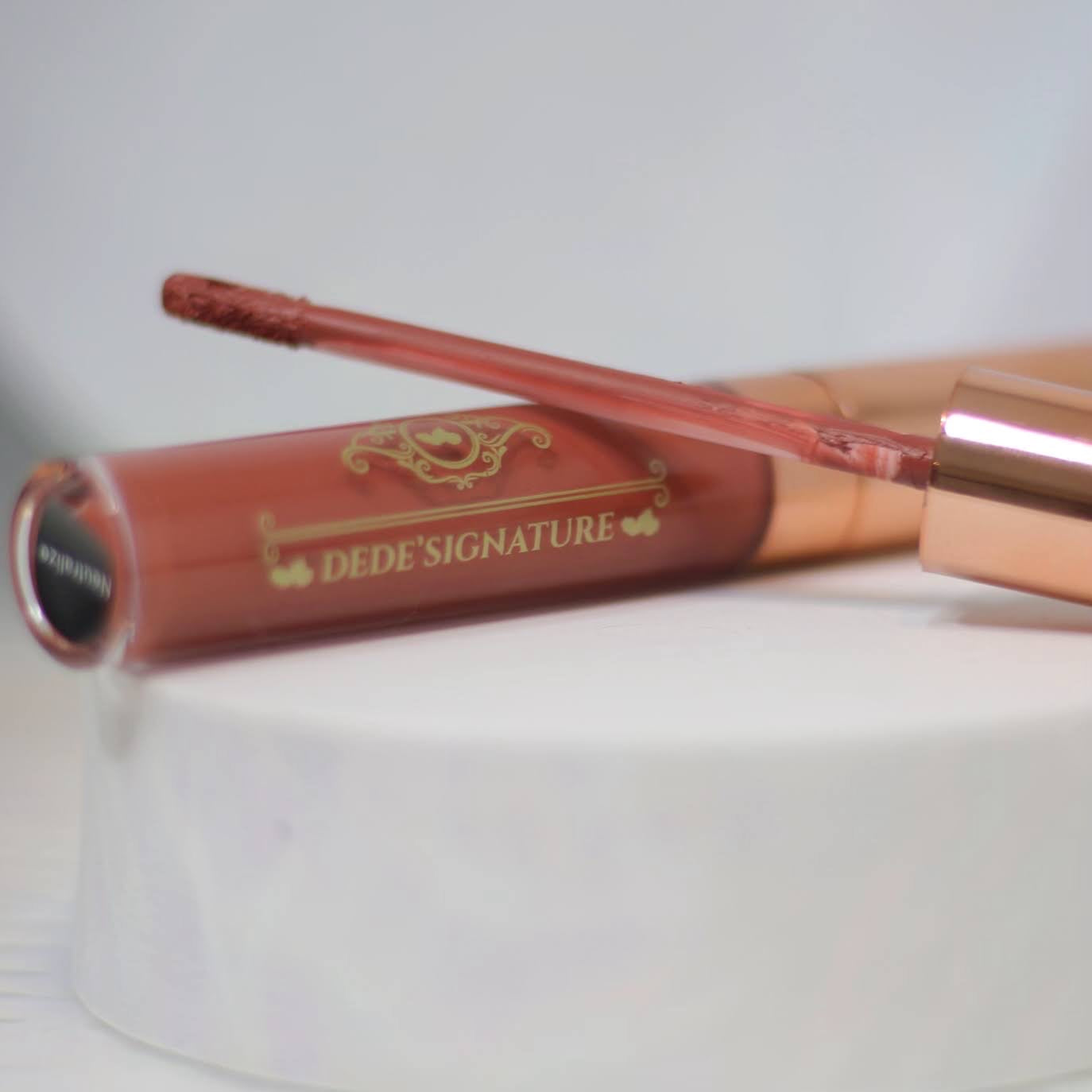 “NEUTRALIZE” STAY IN PLACE MATTE LIPSTICK