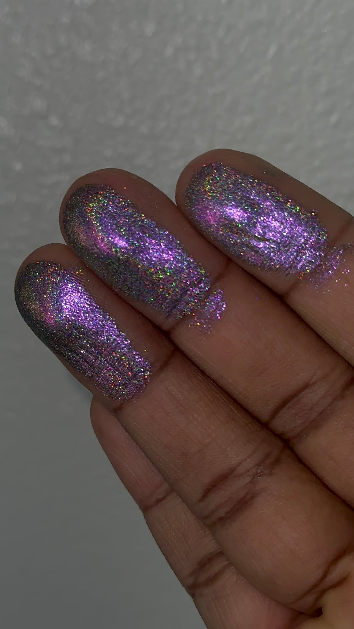 SPARKLING CRUISE Soft HOLOGRAPHIC EYESHADOW