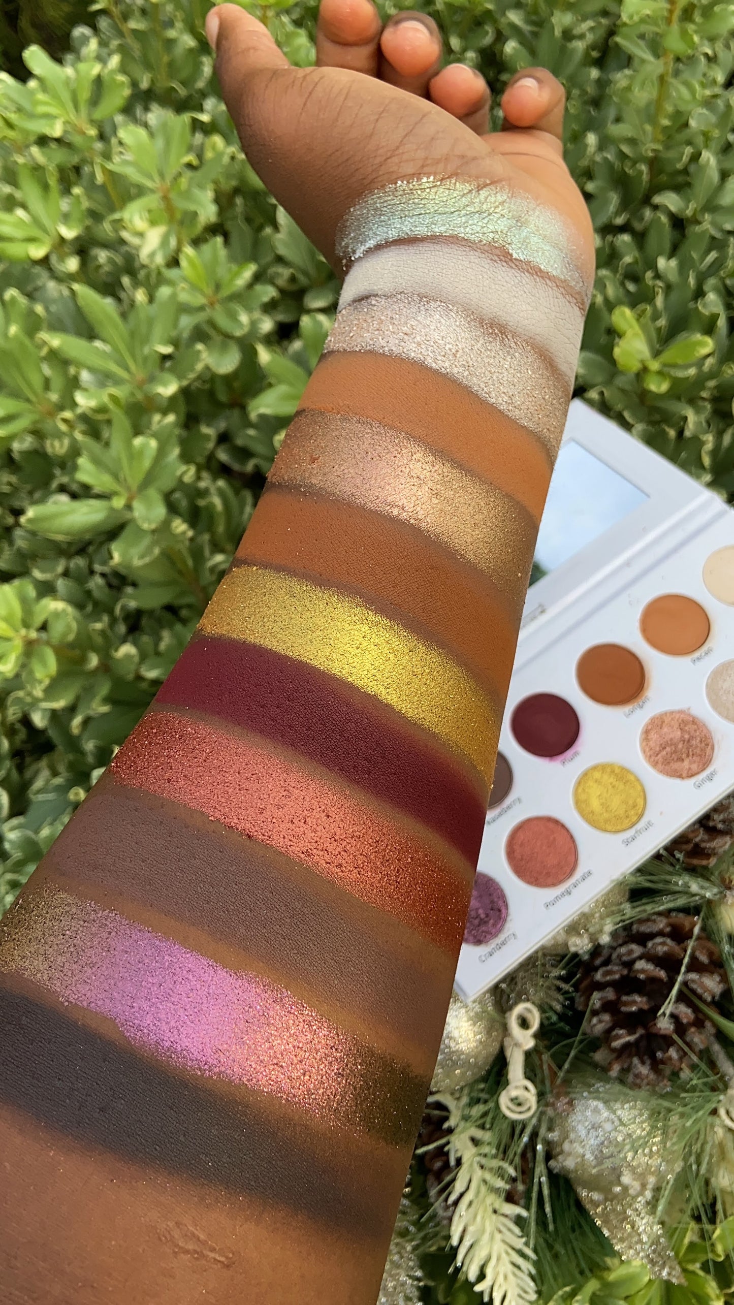 NEUTRAL WONDER EYESHADOW PALETTE