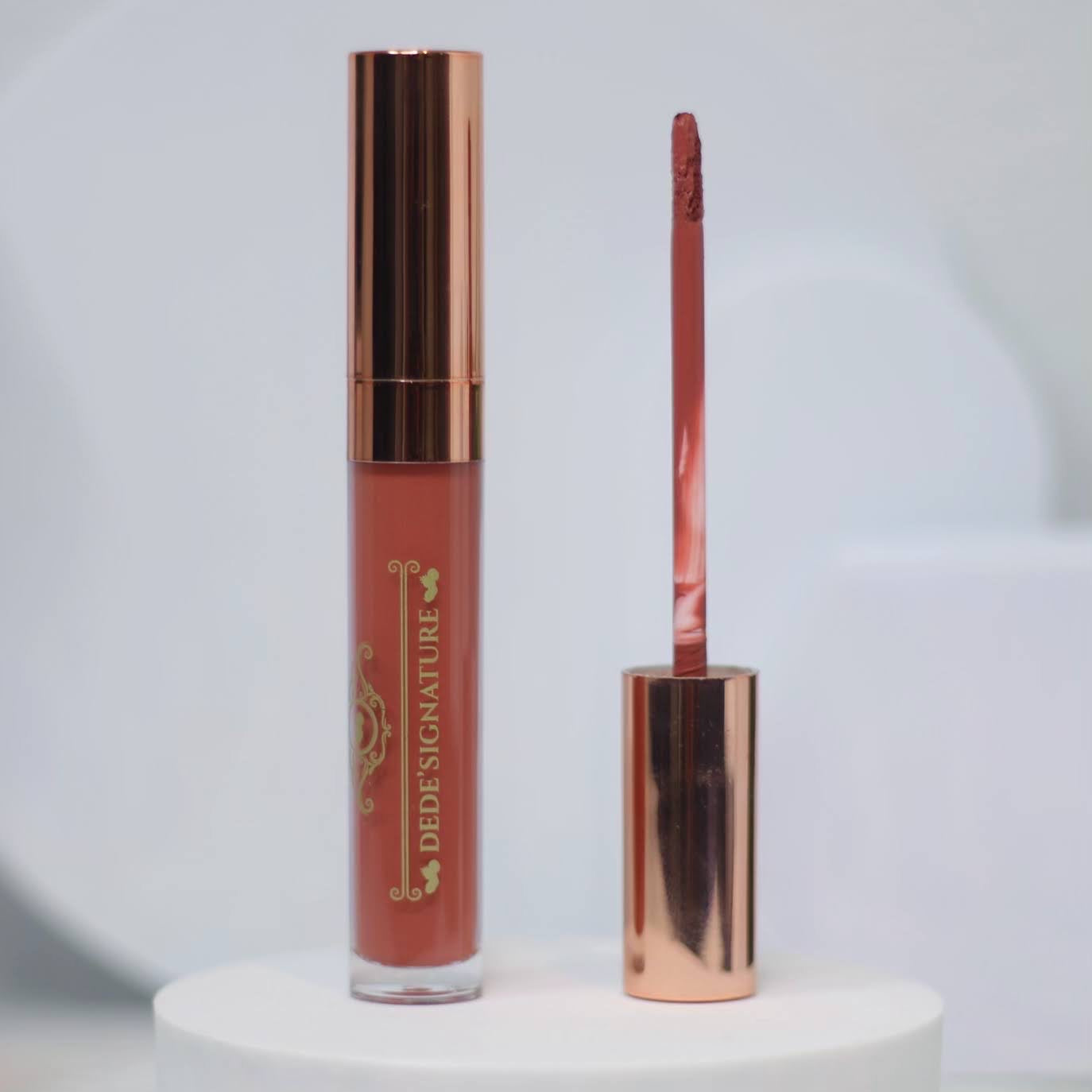 “NEUTRALIZE” STAY IN PLACE MATTE LIPSTICK