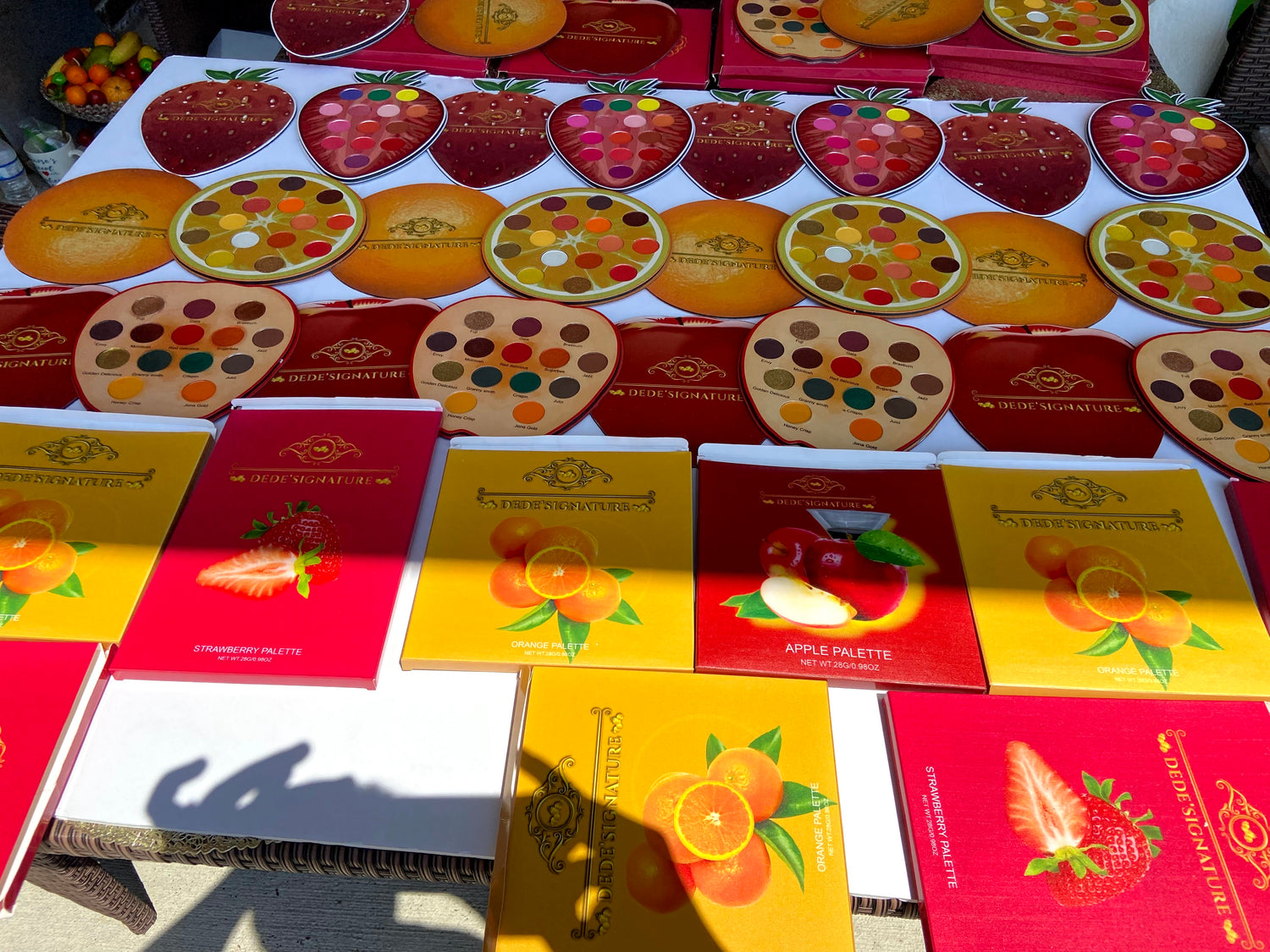 FRUIT SHAPED PALETTES