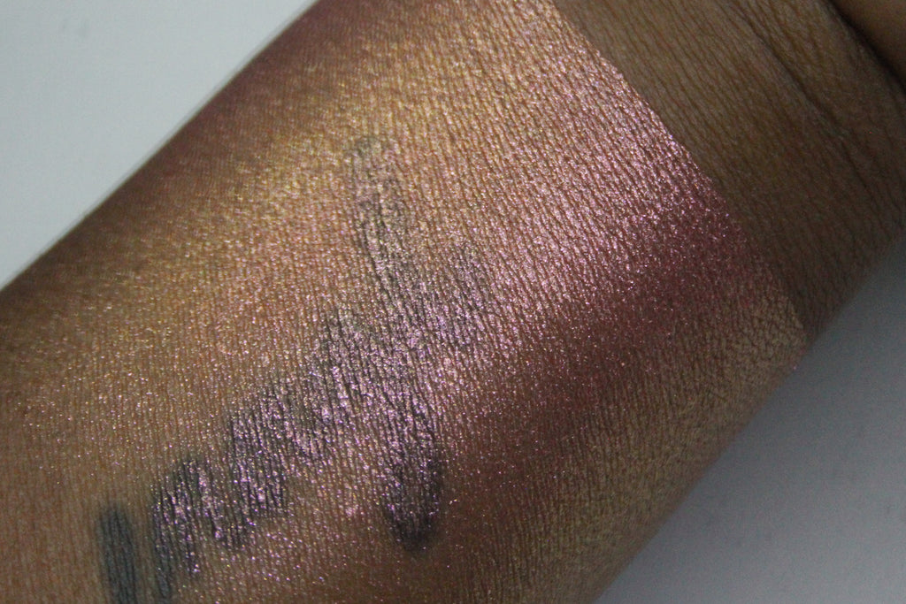 DAZZLING BRONZE HIGHLIGHTER