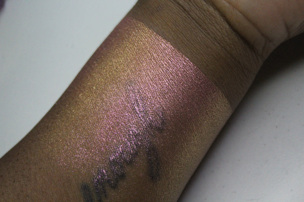 DAZZLING BRONZE HIGHLIGHTER