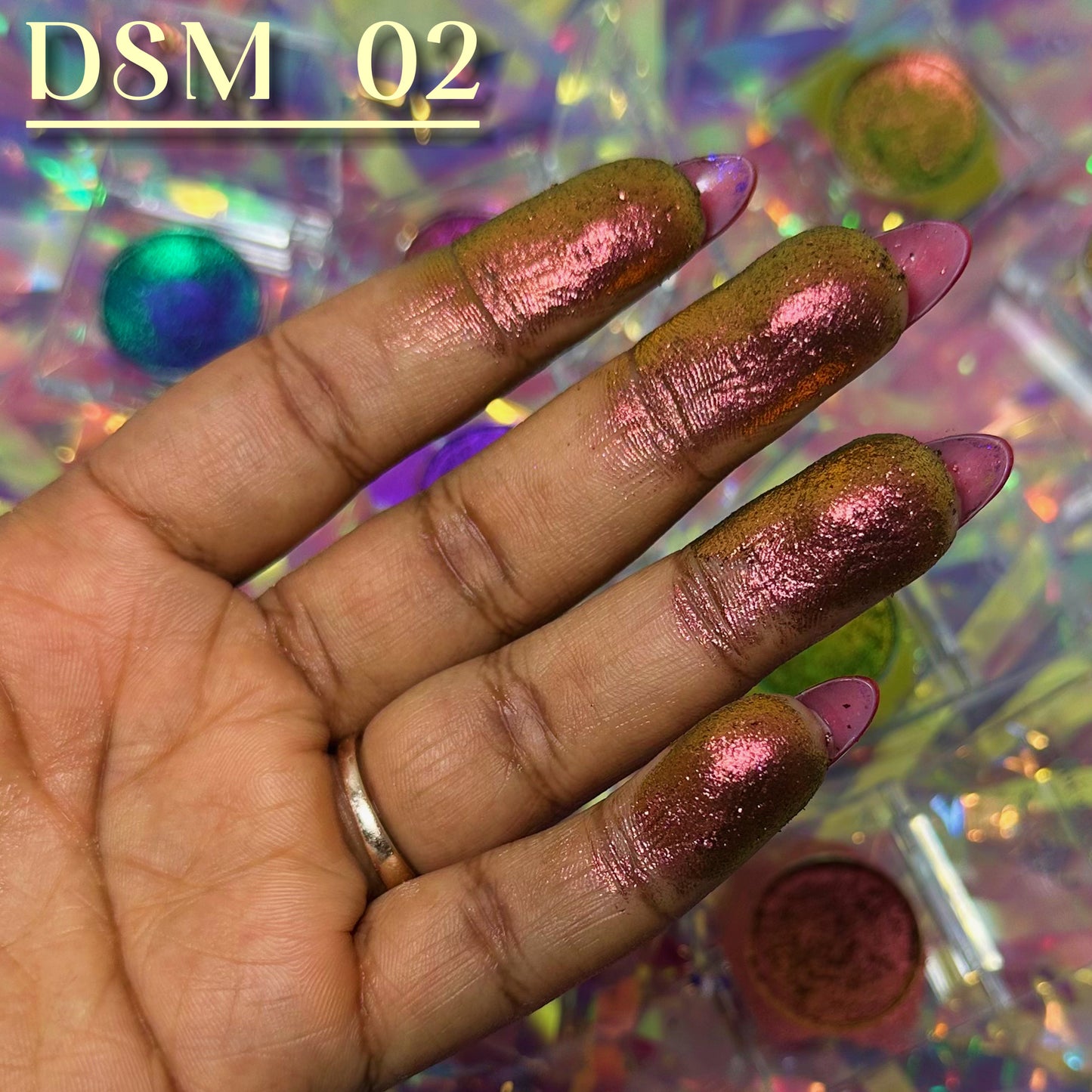 DSM 02 MULTICHROME EYESHADOW [NON MAGNETIC]