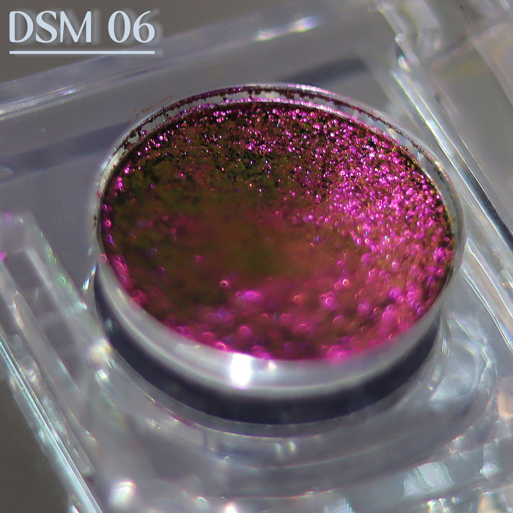 DSM 06 MULTICHROME EYESHADOW
‼️RESTOCKED‼️