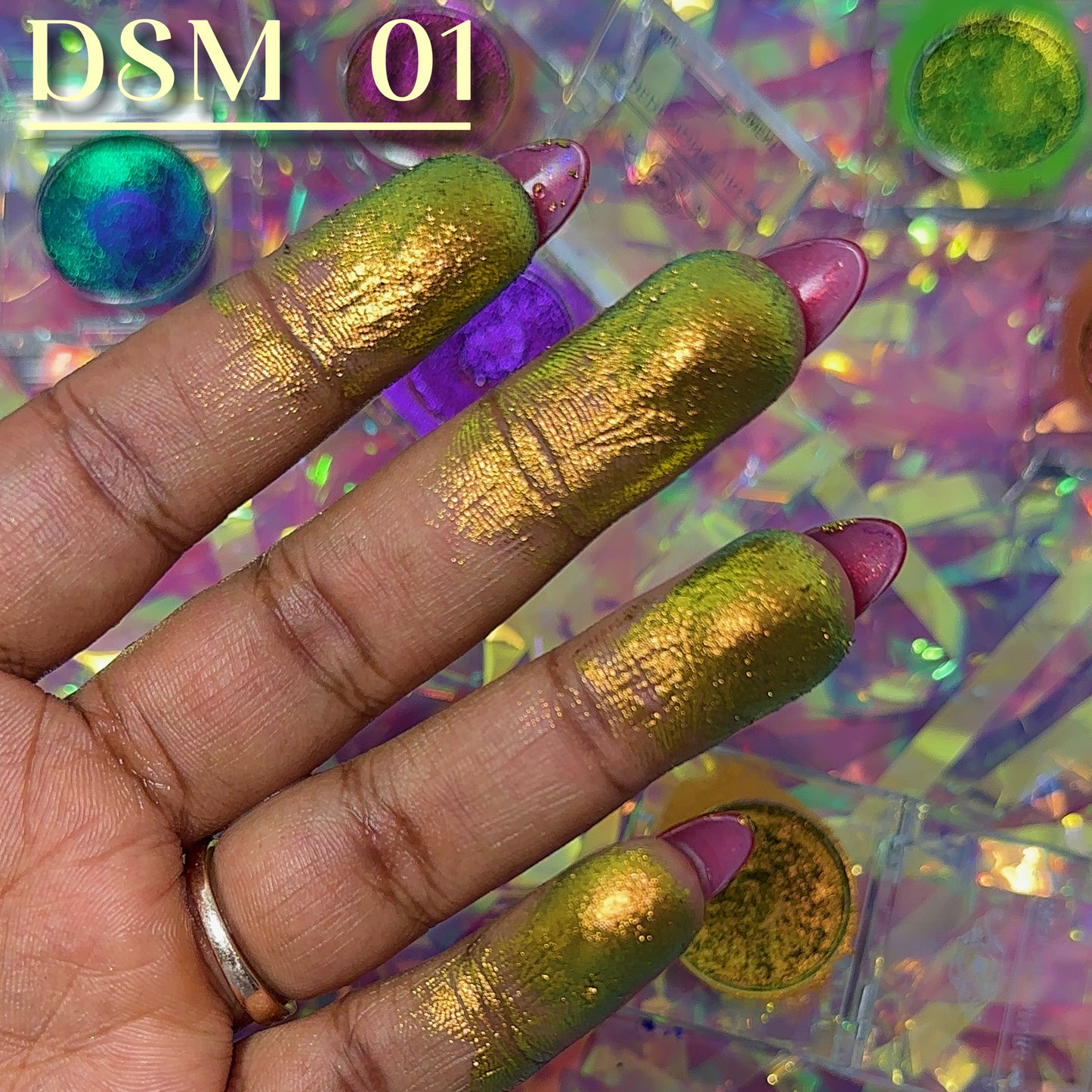 DSM 01 MULTICHROME EYESHADOW [NON MAGNETIC]
