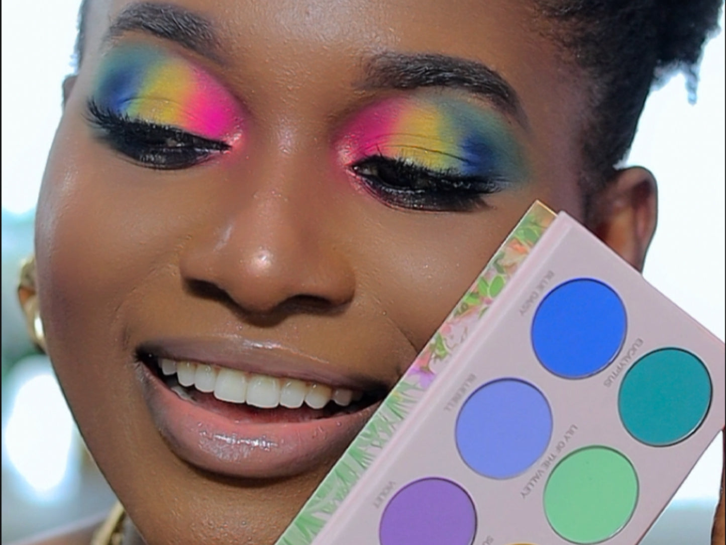 SWEET AESTHETICS ALL MATTE EYESHADOW PALETTE [NON MAGNETIC]
