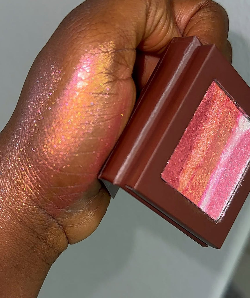 DAZZLING BRONZE HIGHLIGHTER