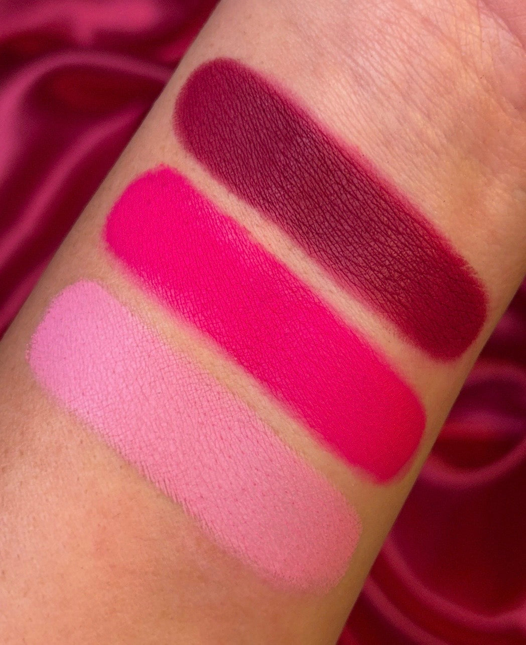 PINCHED CHEEKS BLUSH TRIO [NON MAGNETIC]