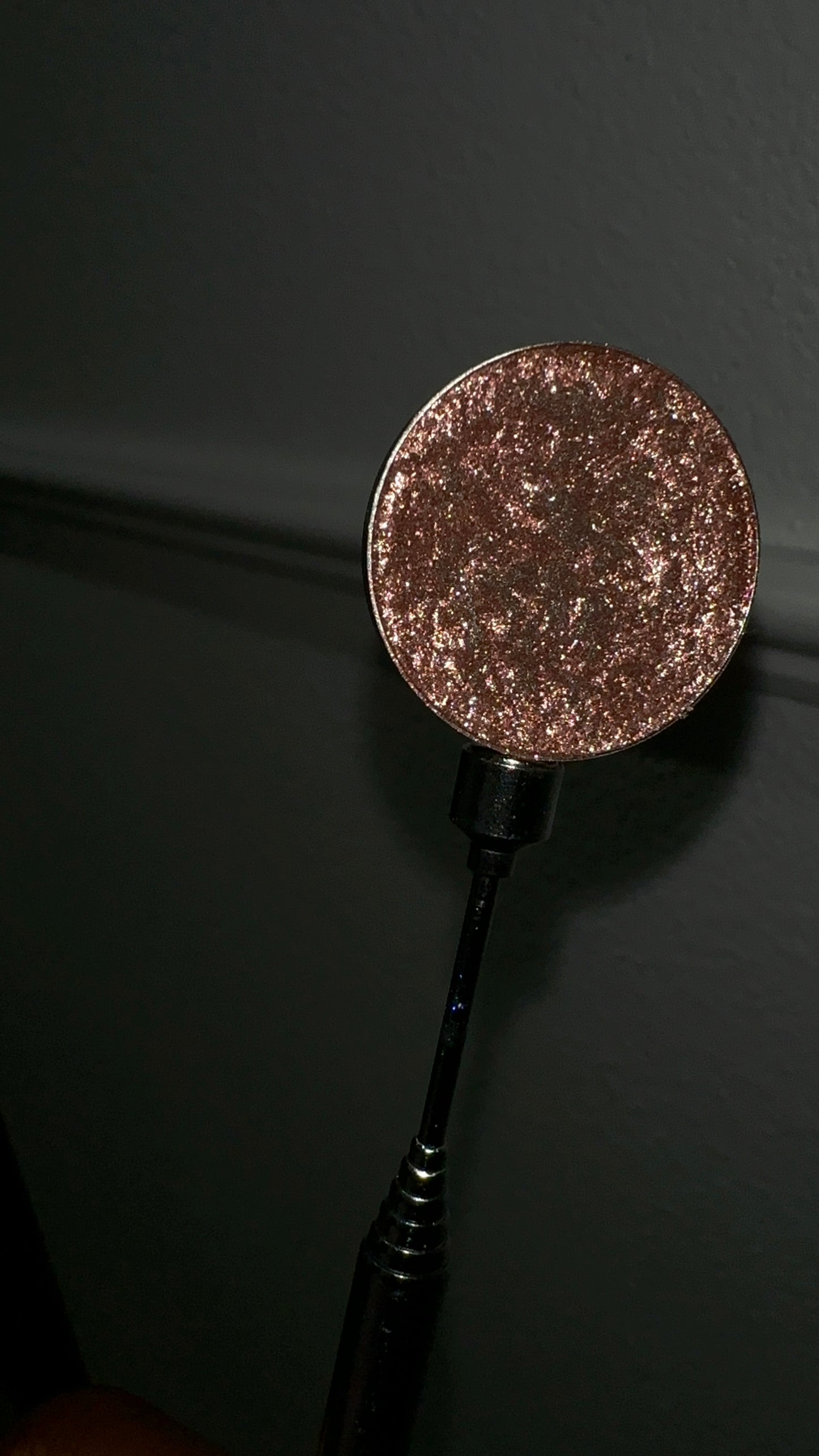 RUBY FROST METALLIC EYESHADOW
