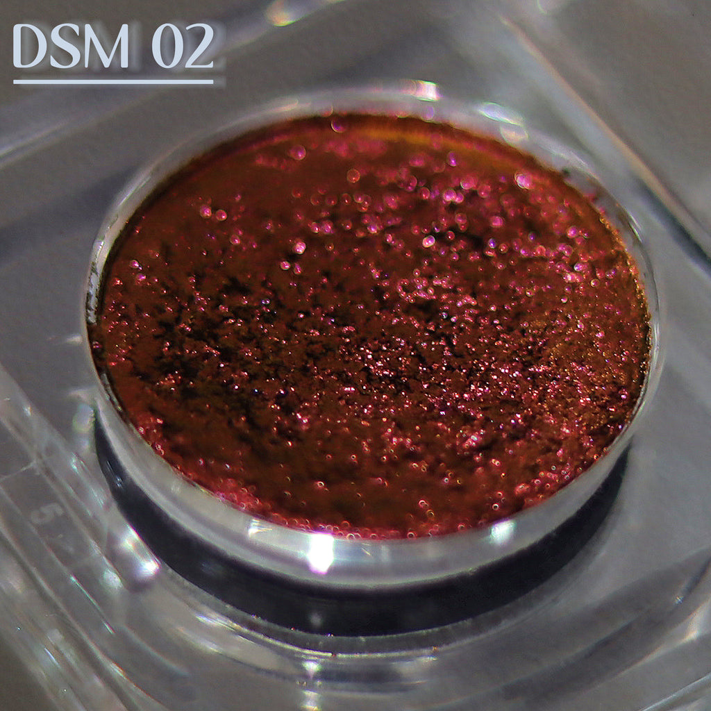 DSM 02 MULTICHROME EYESHADOW
‼️RESTOCKED‼️