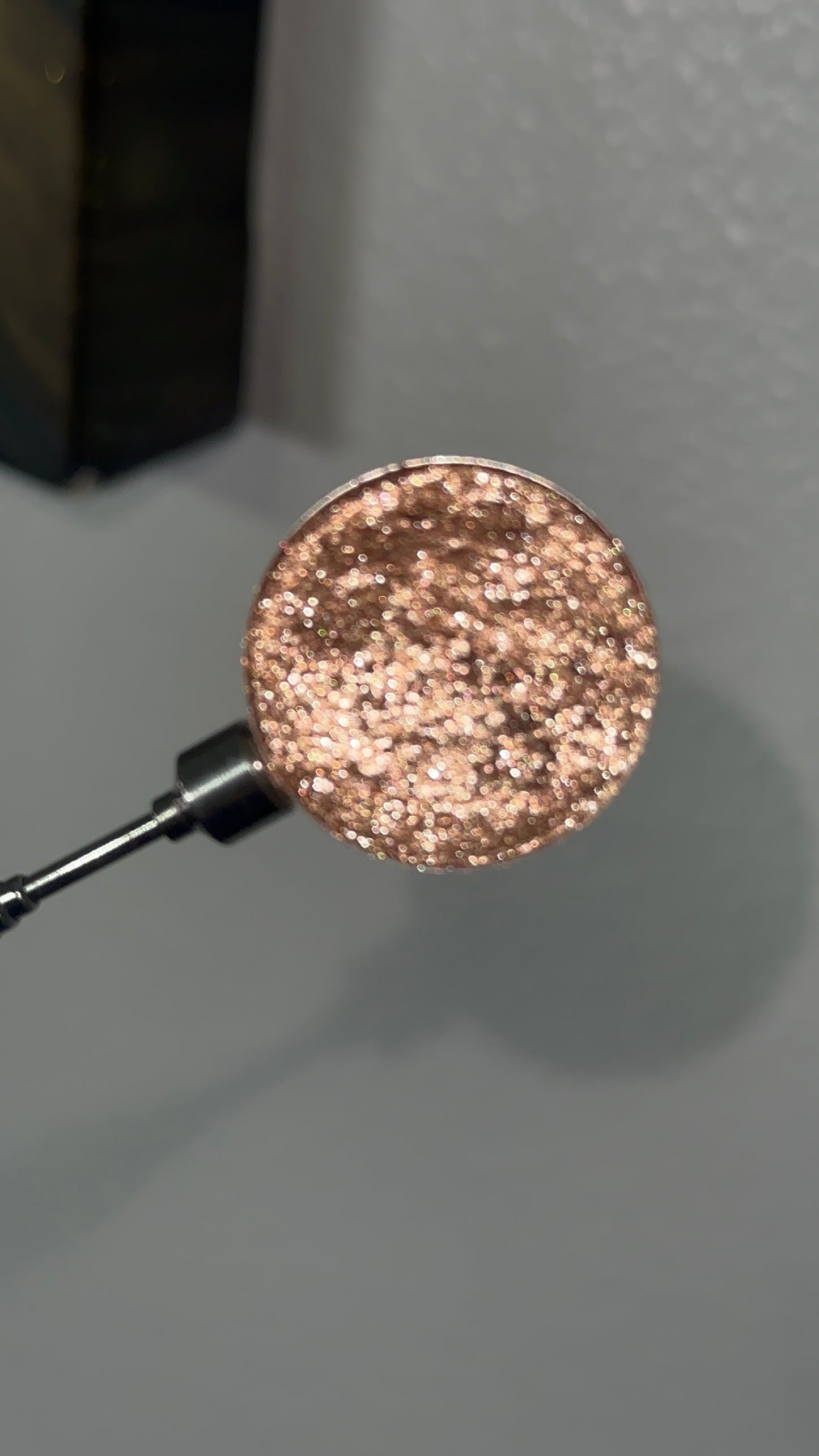 “Crème De La Crème” METALLIC FOIL EYESHADOW [MAGNETIC PAN]