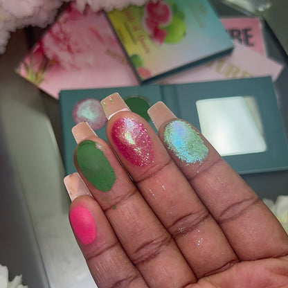 GUAVA EYESHADOW PALETTE [NON MAGNETIC]