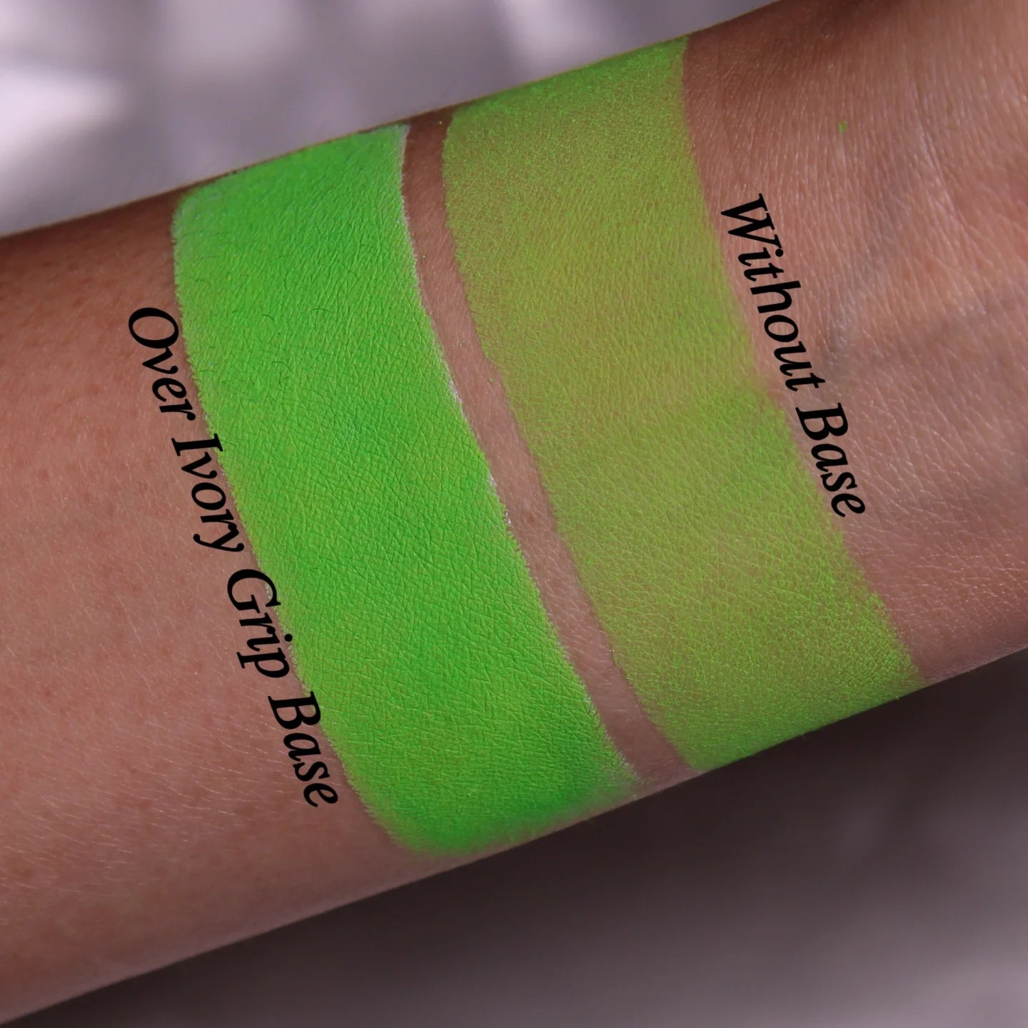LOCK IN EYESHADOW BASES
